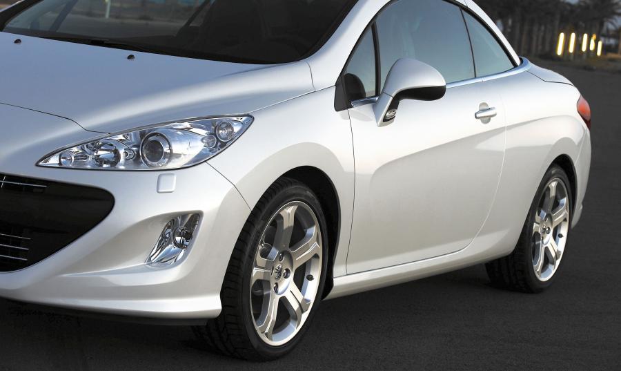  Peugeot 308 CC 2009 года  (фото 57 из 79)